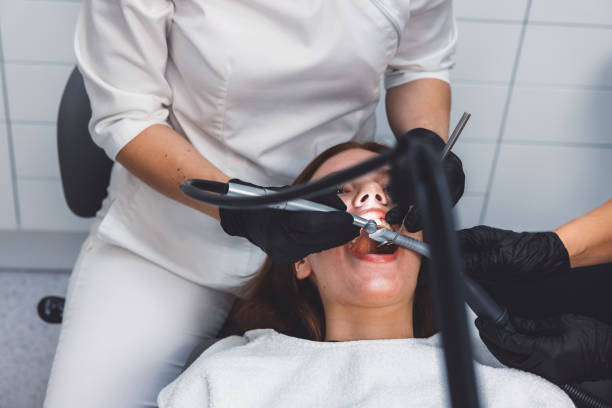 Best Walk-In Emergency Dentist in Ashwaubenon, WI